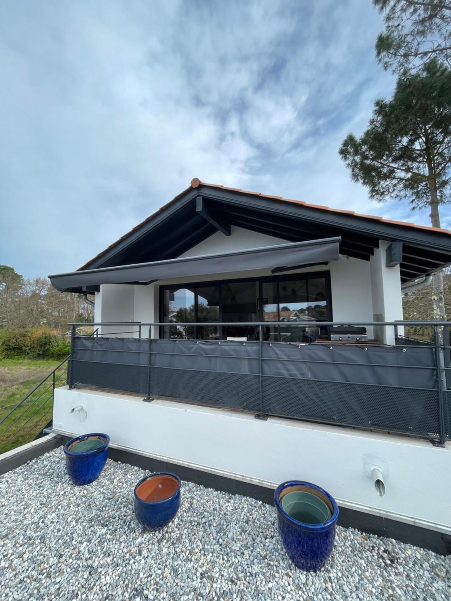 Samui - Equipe Borne De Recharge - Powering Station Electric Car Capbreton Exterior foto